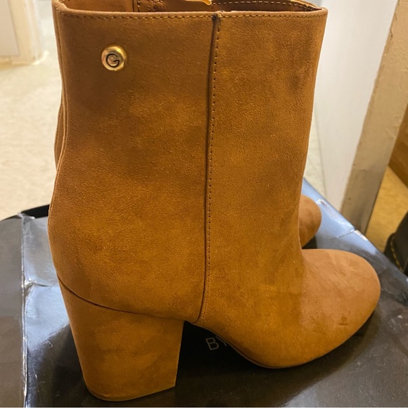 Heeled boots - Picture 6 of 8